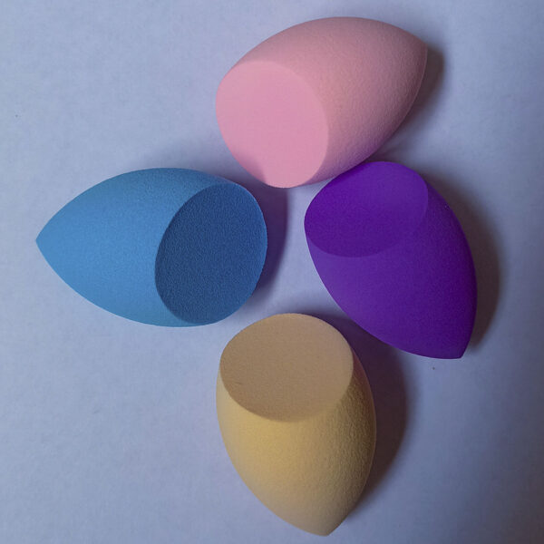 ESPONJA DE MAQUILLAJE BEAUTY BLENDER